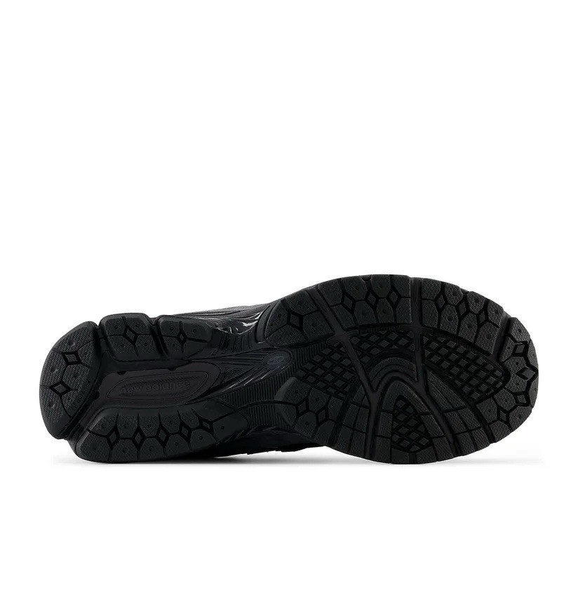New Balance 2002 2002R Black Suede M2002RBL Men Size 8-14