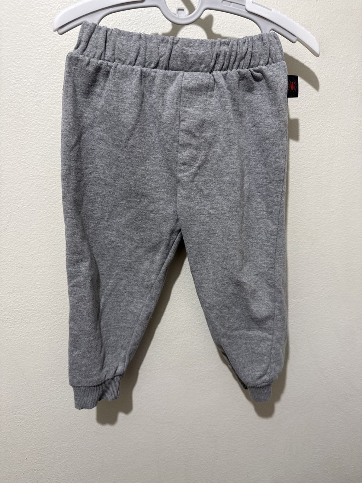 14 pants brands listed below , 2 sets and shorts boys size 3T