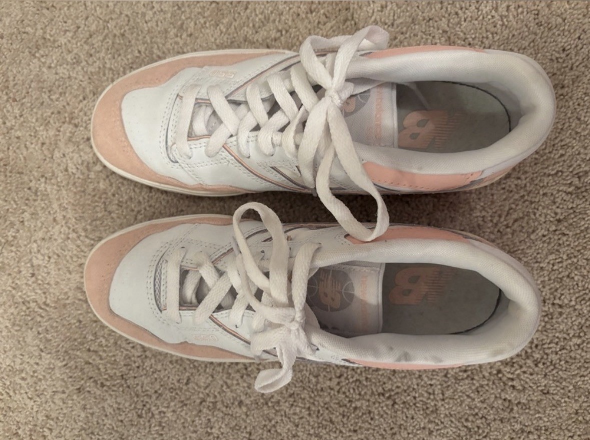 New Balance 550 Women’s Sneaker US 7 White/Pink Low Top Lace Up