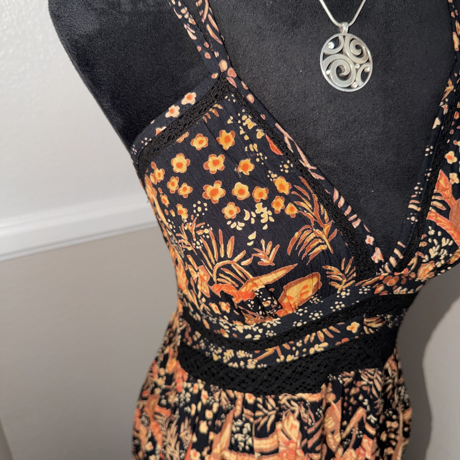 NWT Angie Boho Cottage Floral Smocked Crochet Front Maxi Dress Black $78 Small