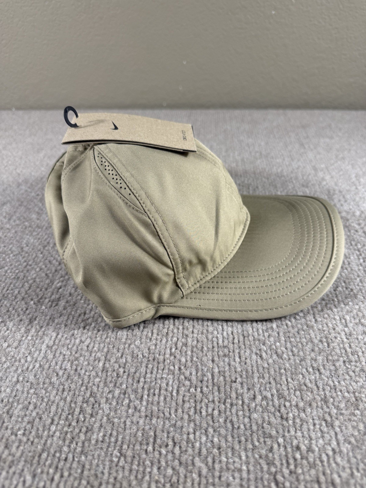 Nike Dri-Fit AeroBill Team Featherlight Khaki CJ7082-247 Adjustable Running Hat