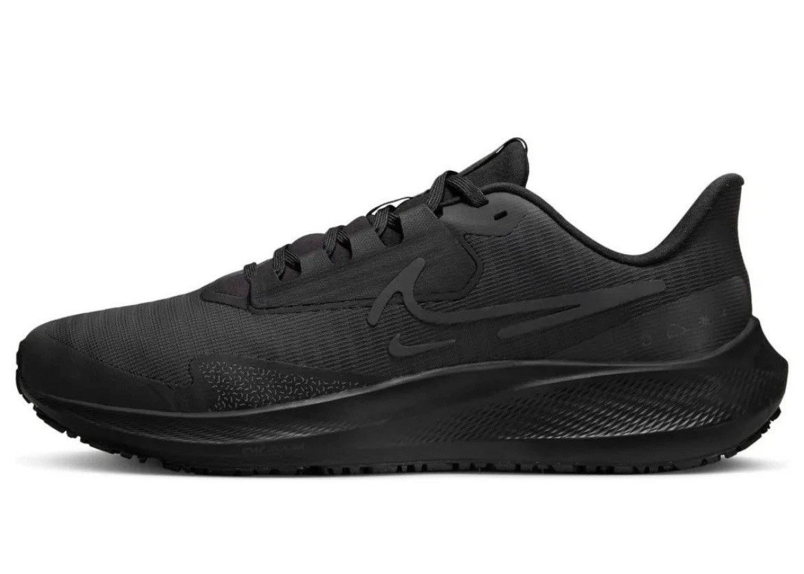Nike Men’s Air Zoom Pegasus 39 Shield Black Off Noir Running Shoe DO7625-001