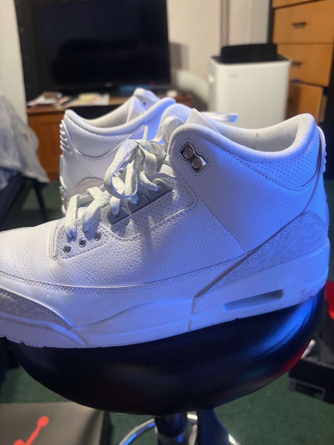Size 10.5 – Air Jordan 3 Retro 2025 Pure Money Slightly used