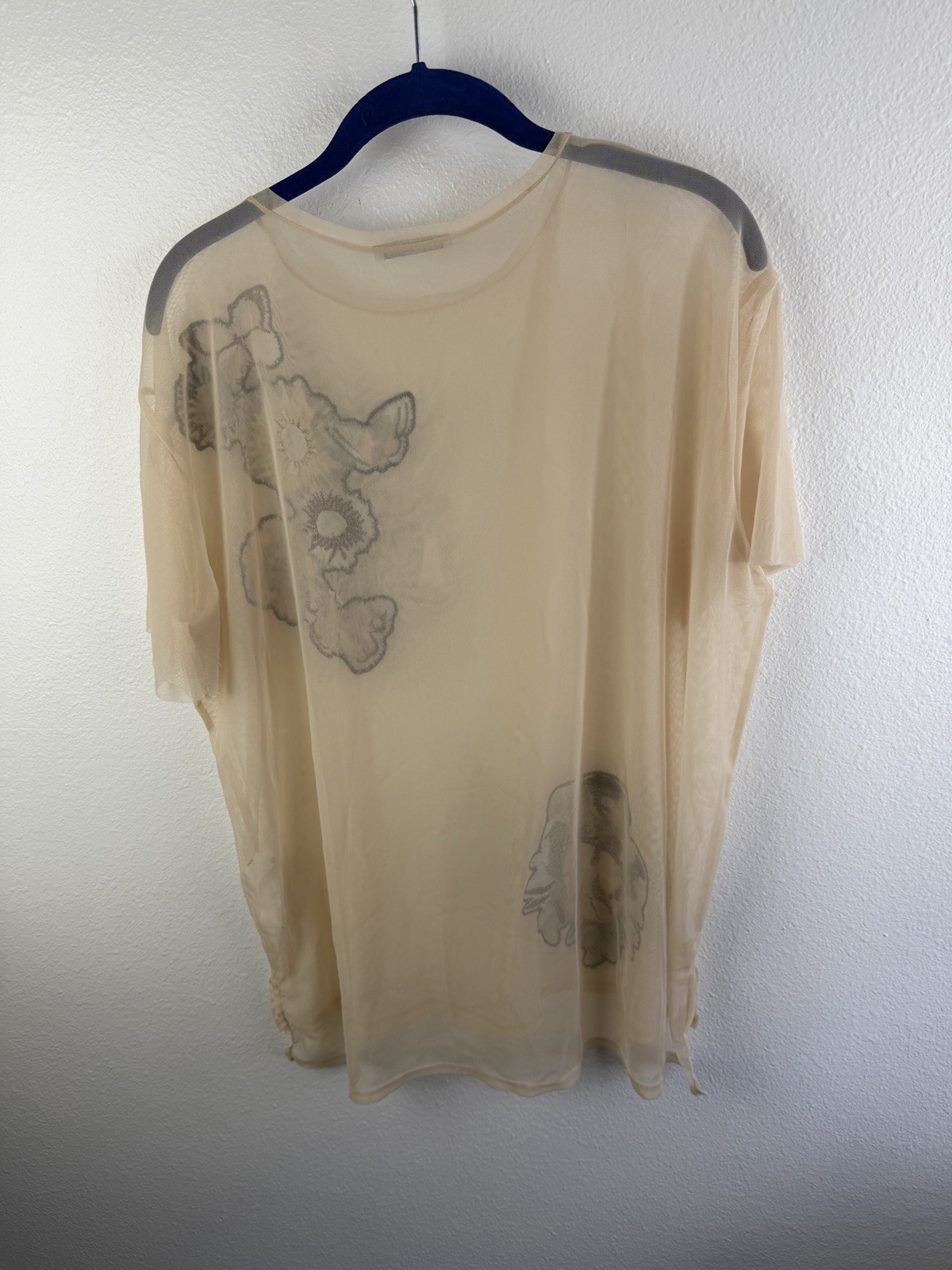 Zara Beige Mesh Appliqué Flowers Butterfly Tee Shirt Size S