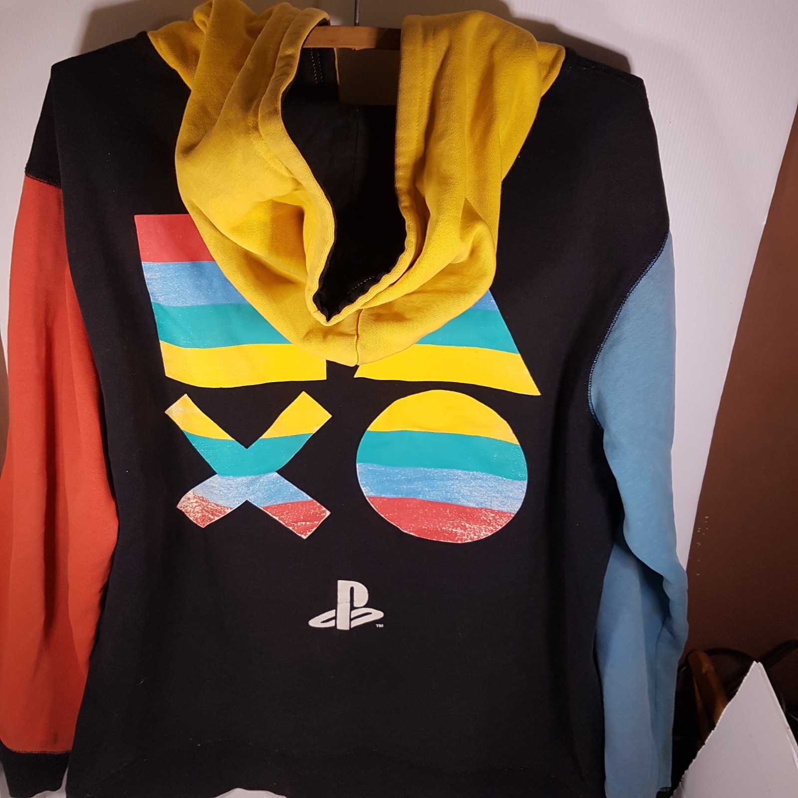 Playstation XL hooded jumper Ebgames full zip black yellow green blue red