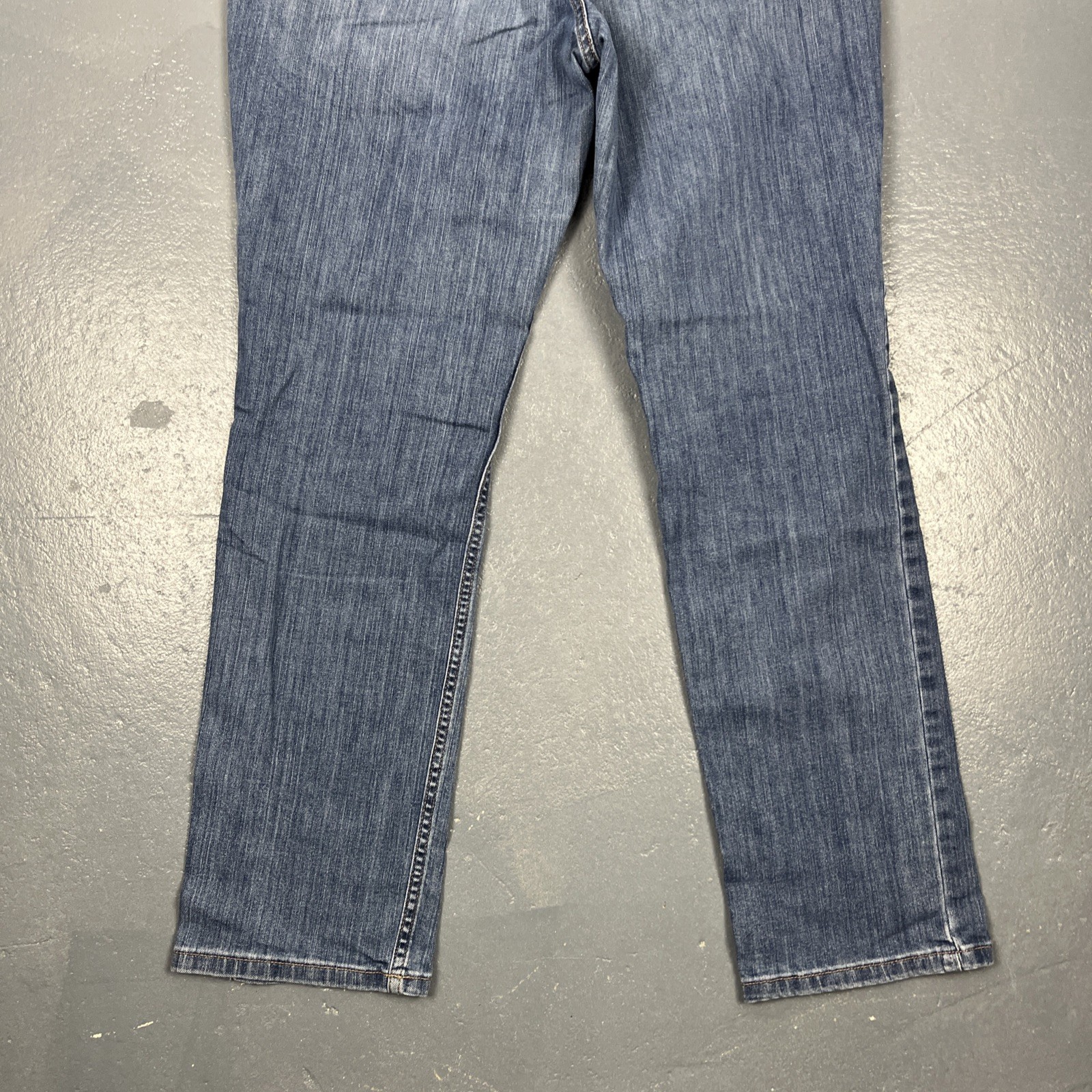 Duluth Trading Co Women’s Jeans Cotton Poly Spandex Blend Sz 12 31” Inseam