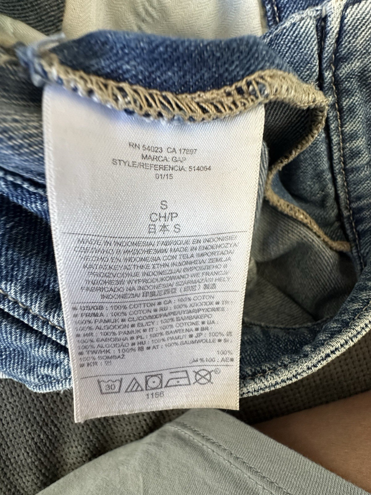2015 GAP Overalls Cut Off Shorts Raw Hem Blue Denim Size Small