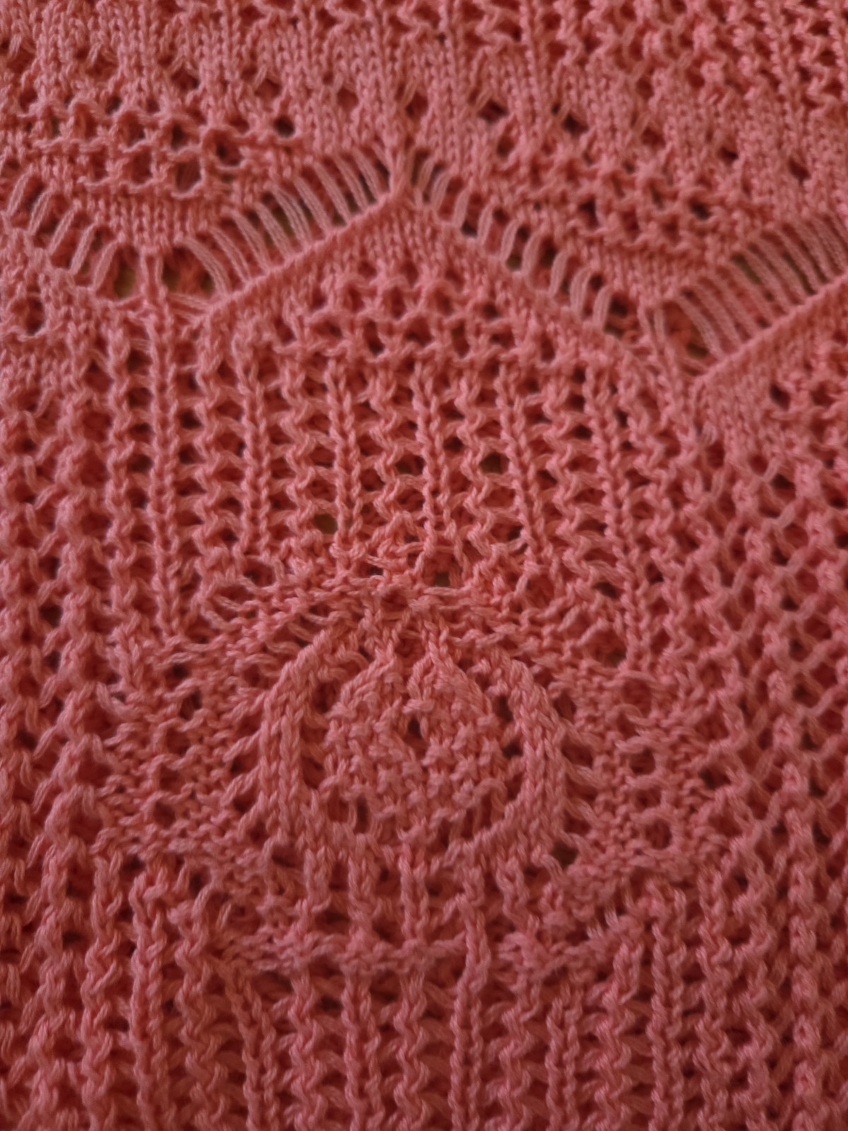 NWT Jeanne Pierre Womens Size Small Pink Burst Crocheted Top