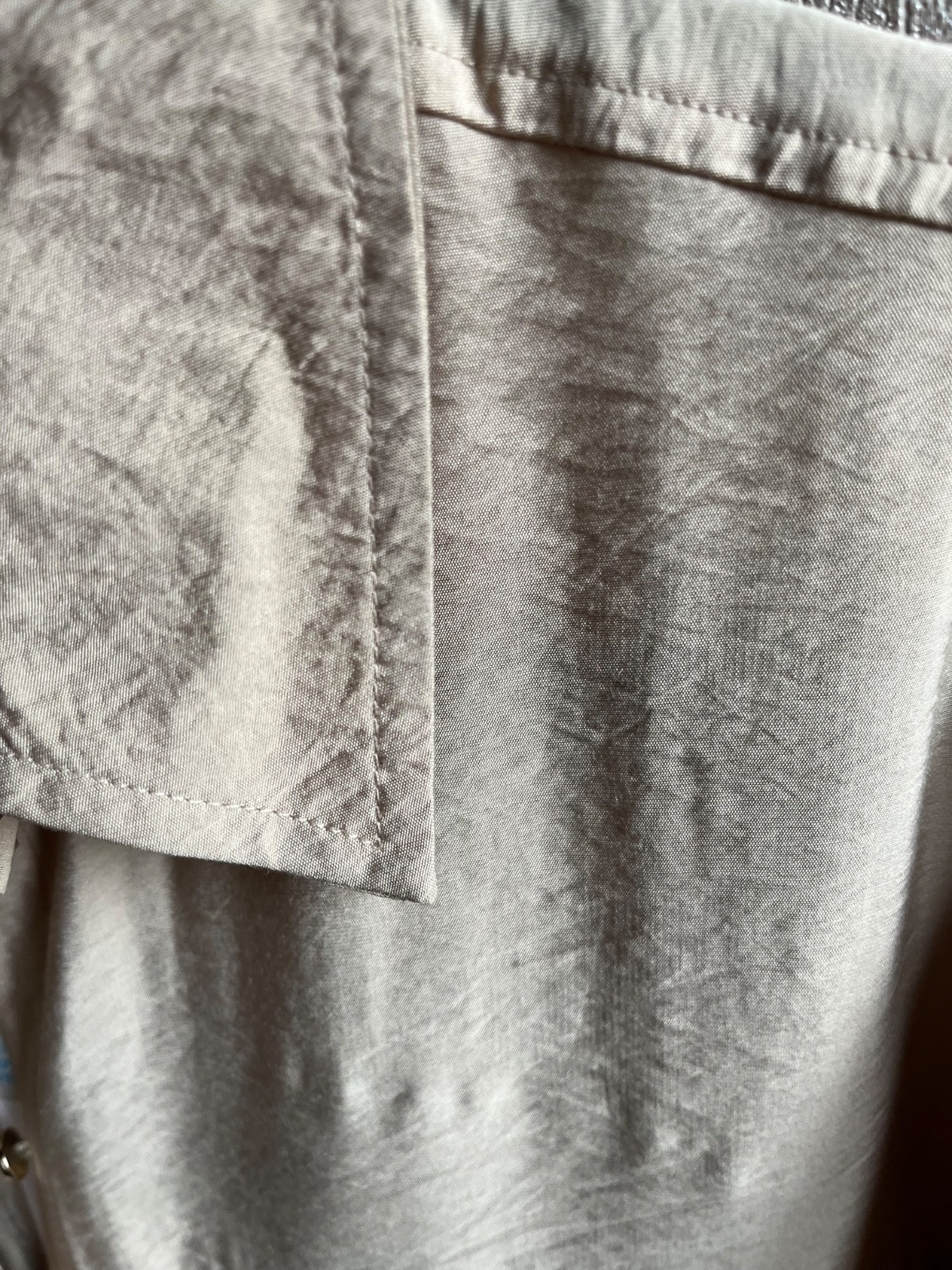 nice shirt blouse quirky lightweight fabric sheen champagne stone L 14 16 new