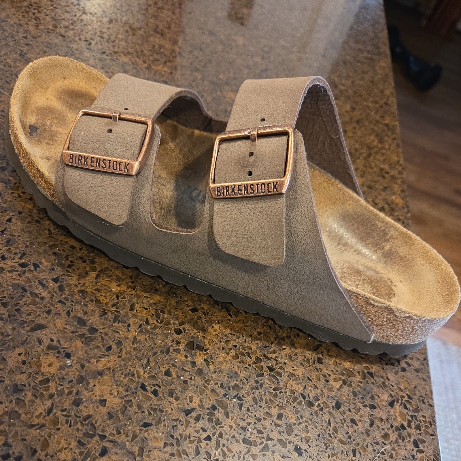 Birkenstock Sandals Womens Size 39 Narrow Arizona Slip on