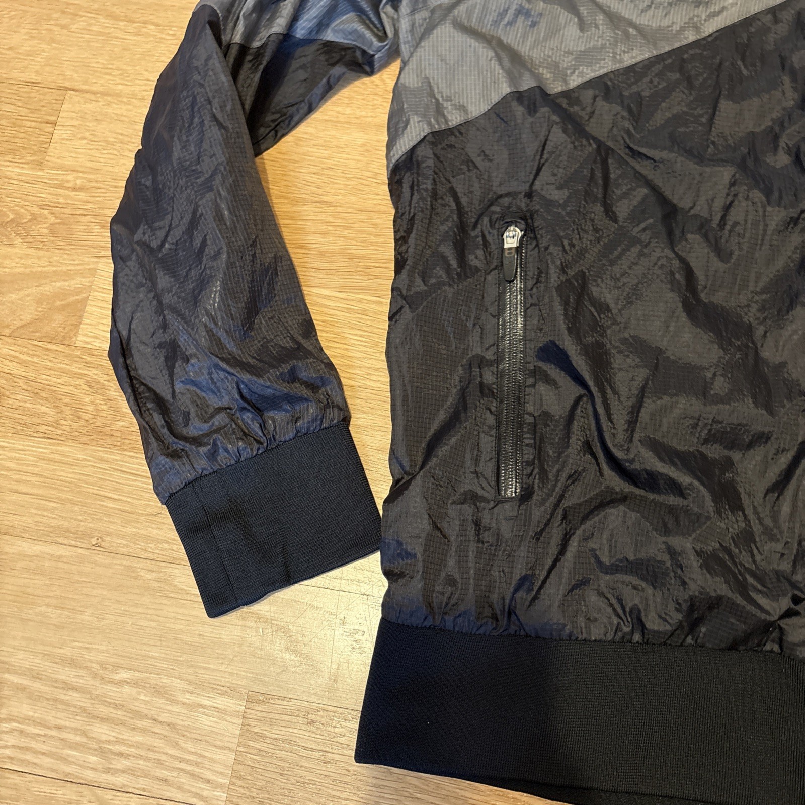 NIKE 6.0 Windbreaker WindRunner Jacket Skateboarding BMX Large SB