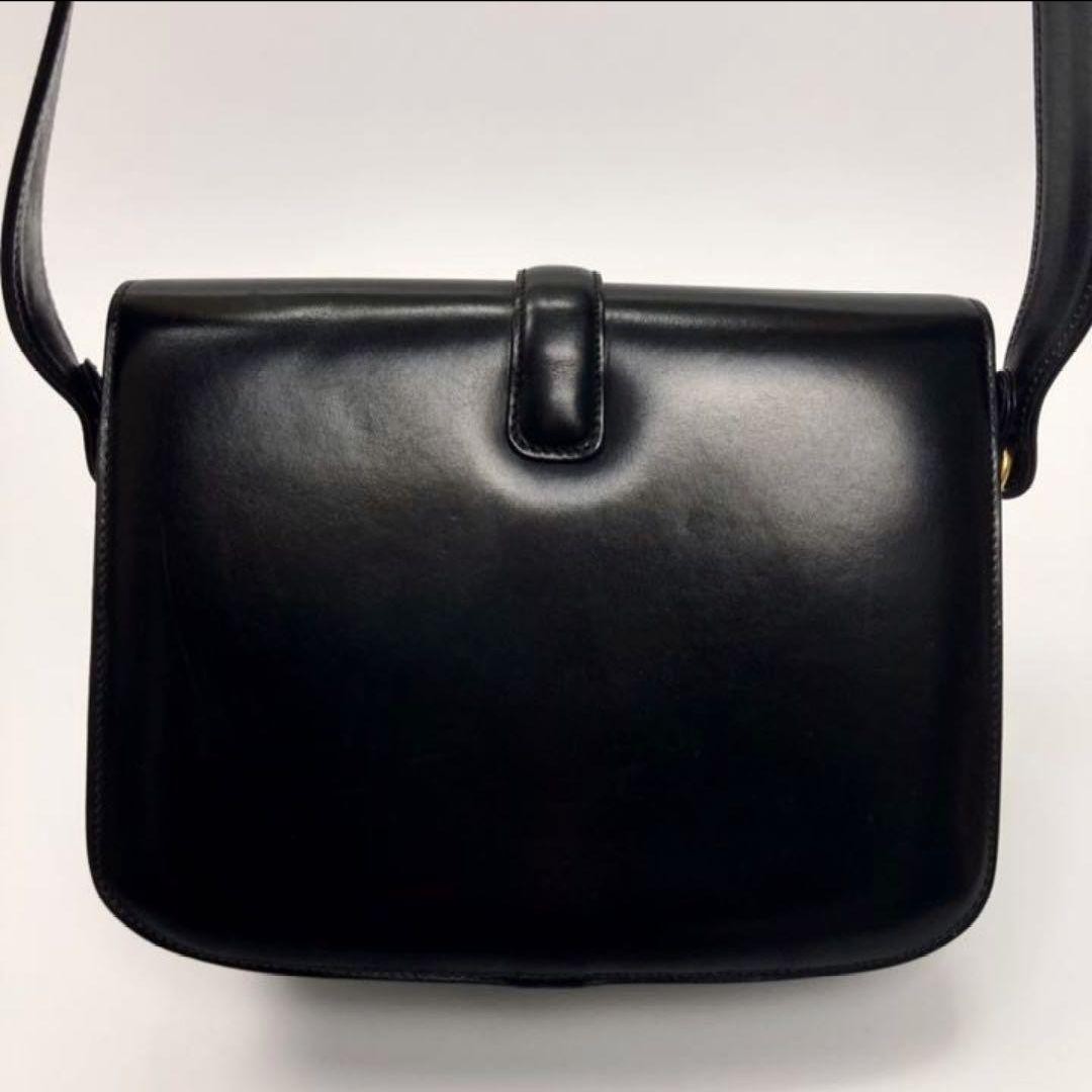 Vintage Celine Shoulder Bag with Horse-Drawn Carriage Hardware Leather Used JP
