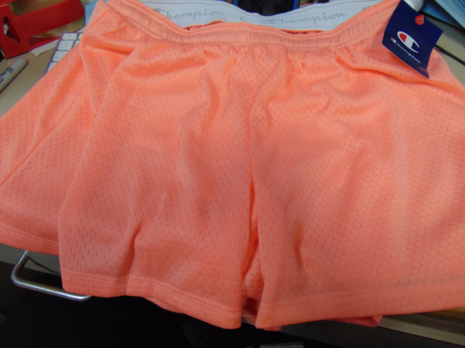 Champion Women’s Mesh Athletic Shorts Size Medium Lined sugar peach rare color