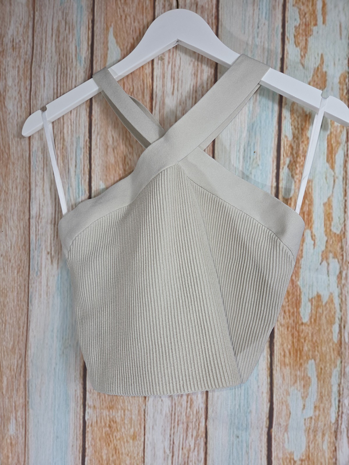 TWO Babaton Sculpt Knit Criss Cross Cropped Tank Tops — Cream & Grey. Size XL
