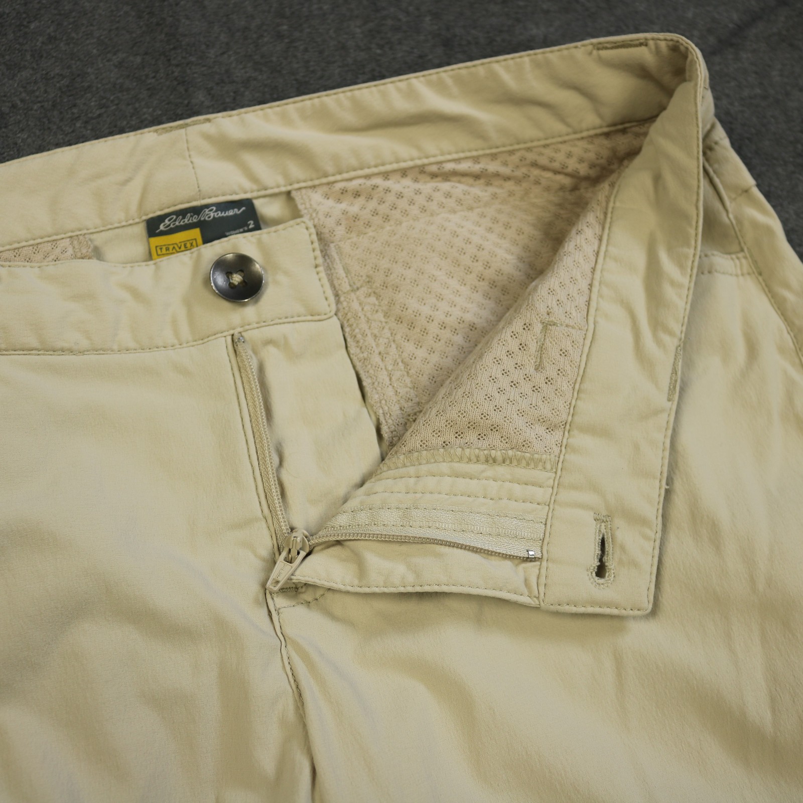 Eddie Bauer Travex Performance Short Low Rise Below-Knee Stretch Beige 2 30×20.5