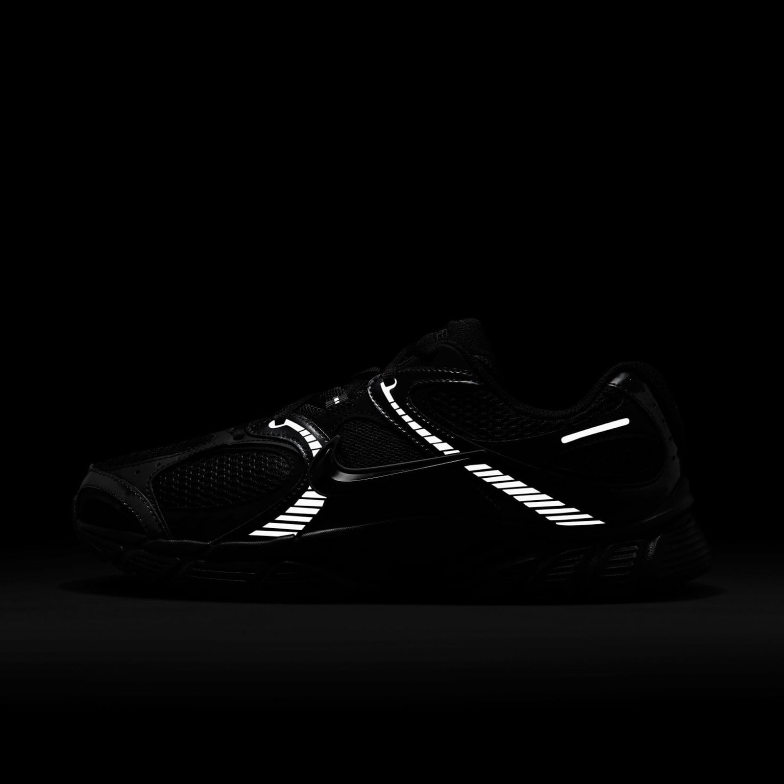 Nike Mens V5 RNR – Black/Black/Anthracite – 11