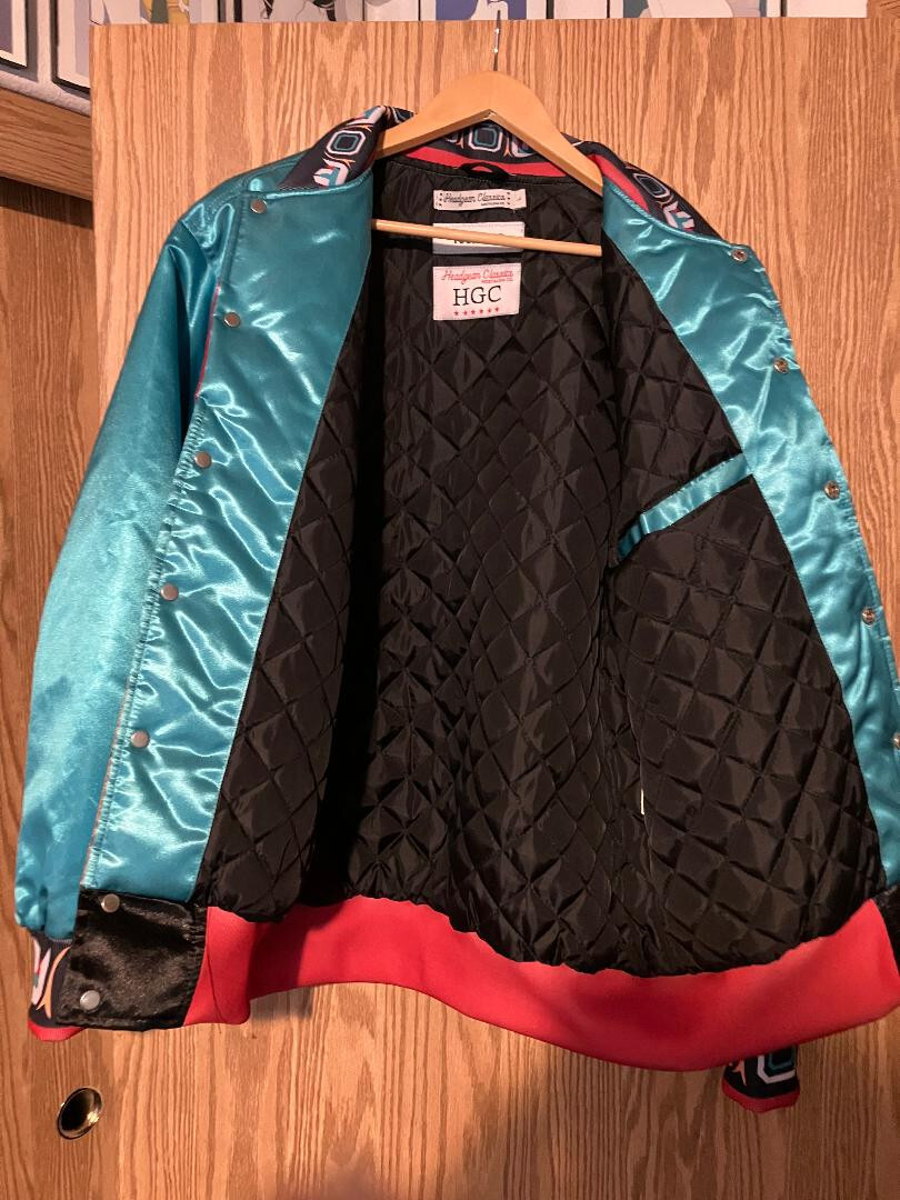 HEADGEAR YOGI BEAR VANCOUVER MEN’S SATIN JACKET (Size Large)