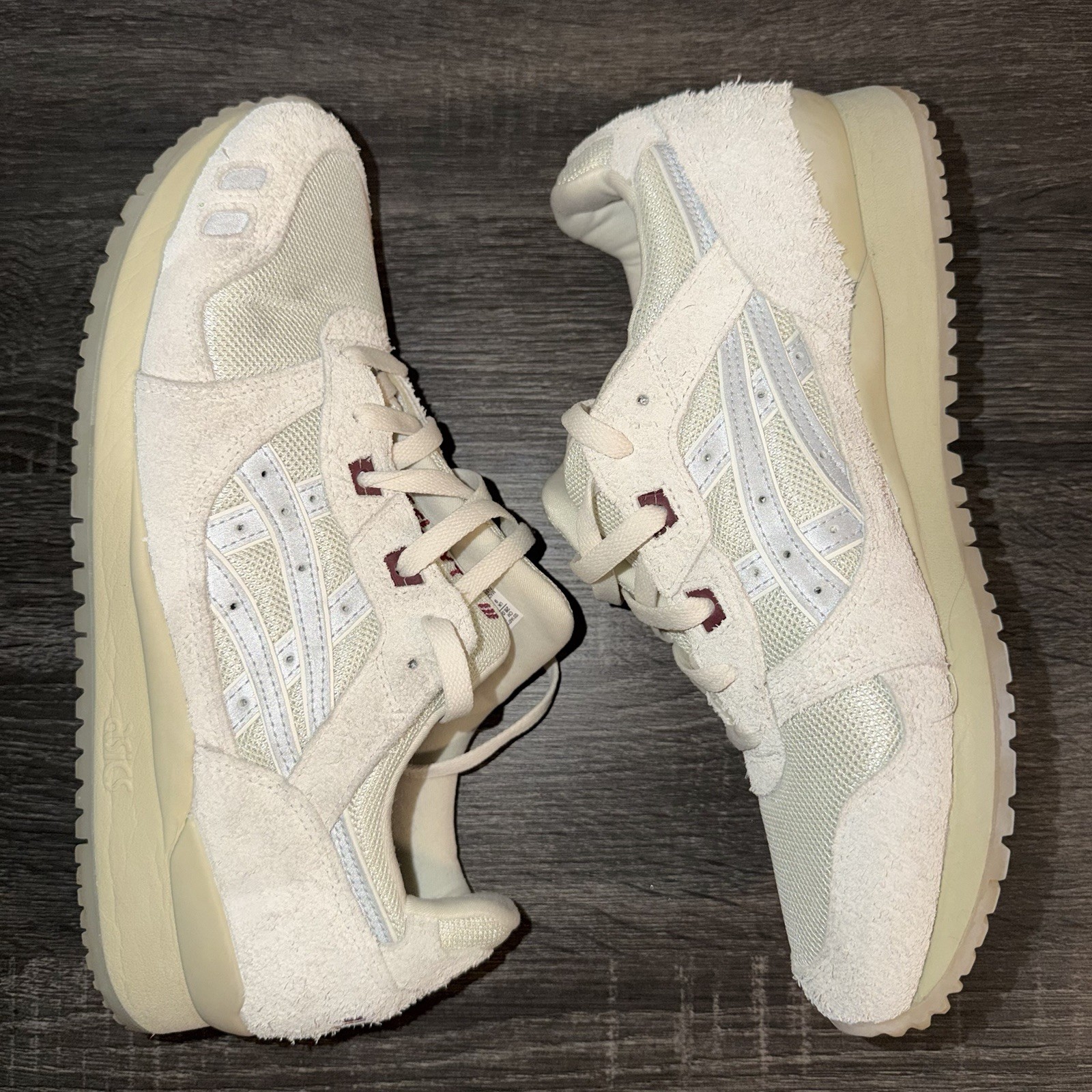 Pleasures x ASICS Gel Lyte III OG ‘Cream’ Mens Size 10 US Used
