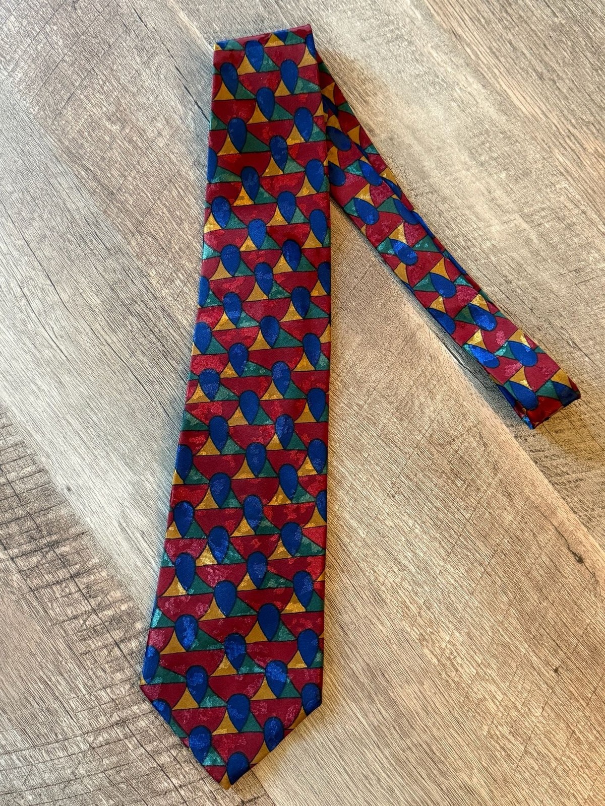 Hathaway Geometric Pattern Necktie – Red, Blue, Green, and Yellow 100% Printed P