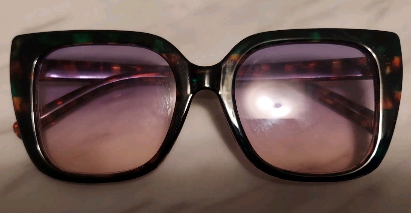 Super CUTE! Fashion Sunglasses 6 pairs (Great Mix!)