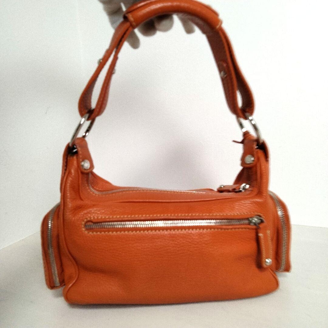 TOD’S Y2K Shoulder Bag Orange Pebble Leather Multi Pocket Logo Charm Auth