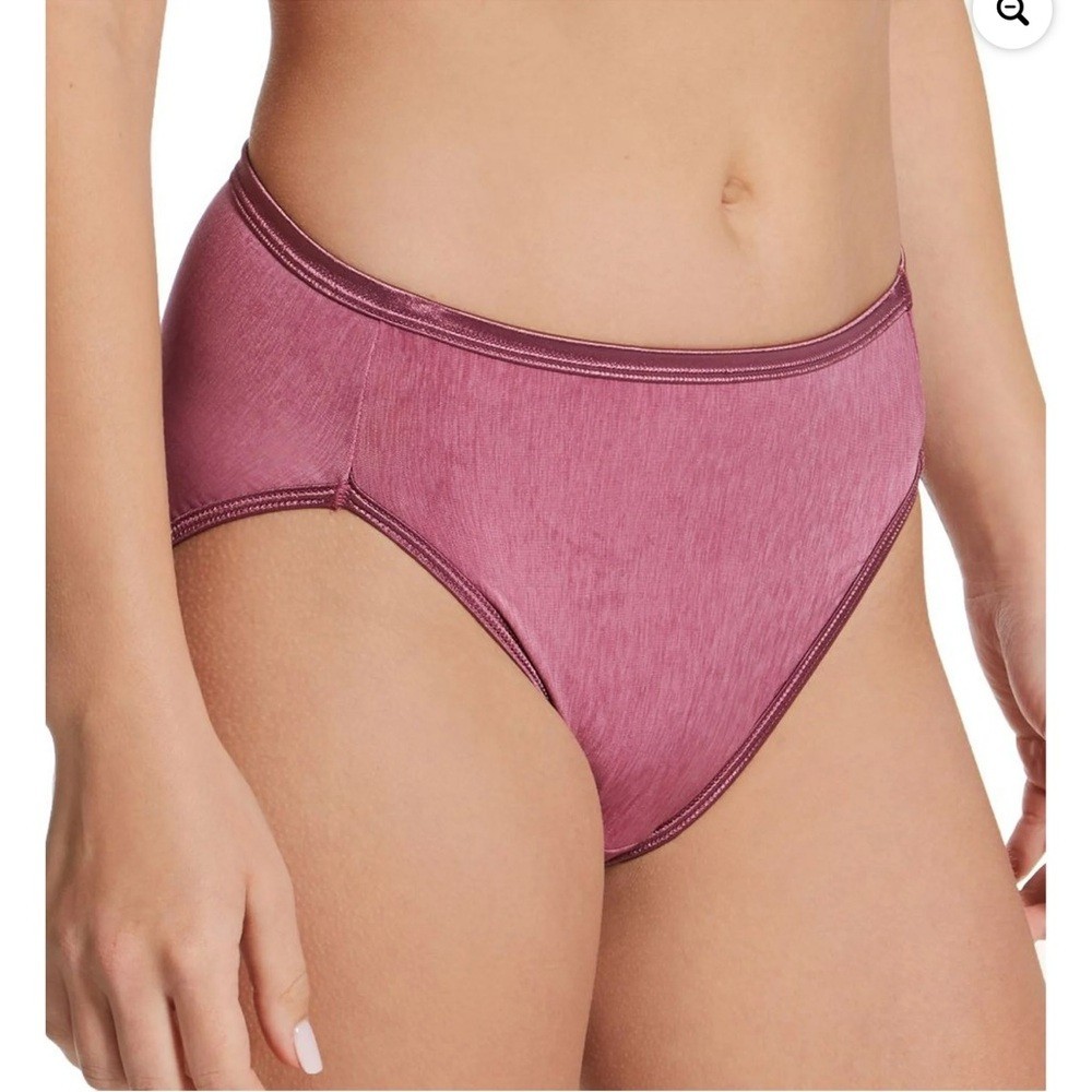 Vanity Fair 13108 Illumination Hi-Cut Brief 6/M Berry NWT