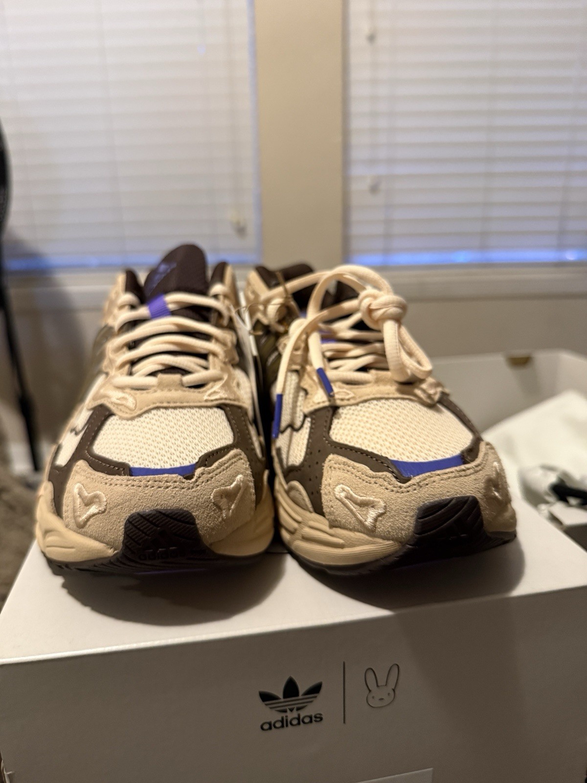 adidas Bad Bunny Response CL Paso Fino Sneaker Beige/Brown/Purple ID0780