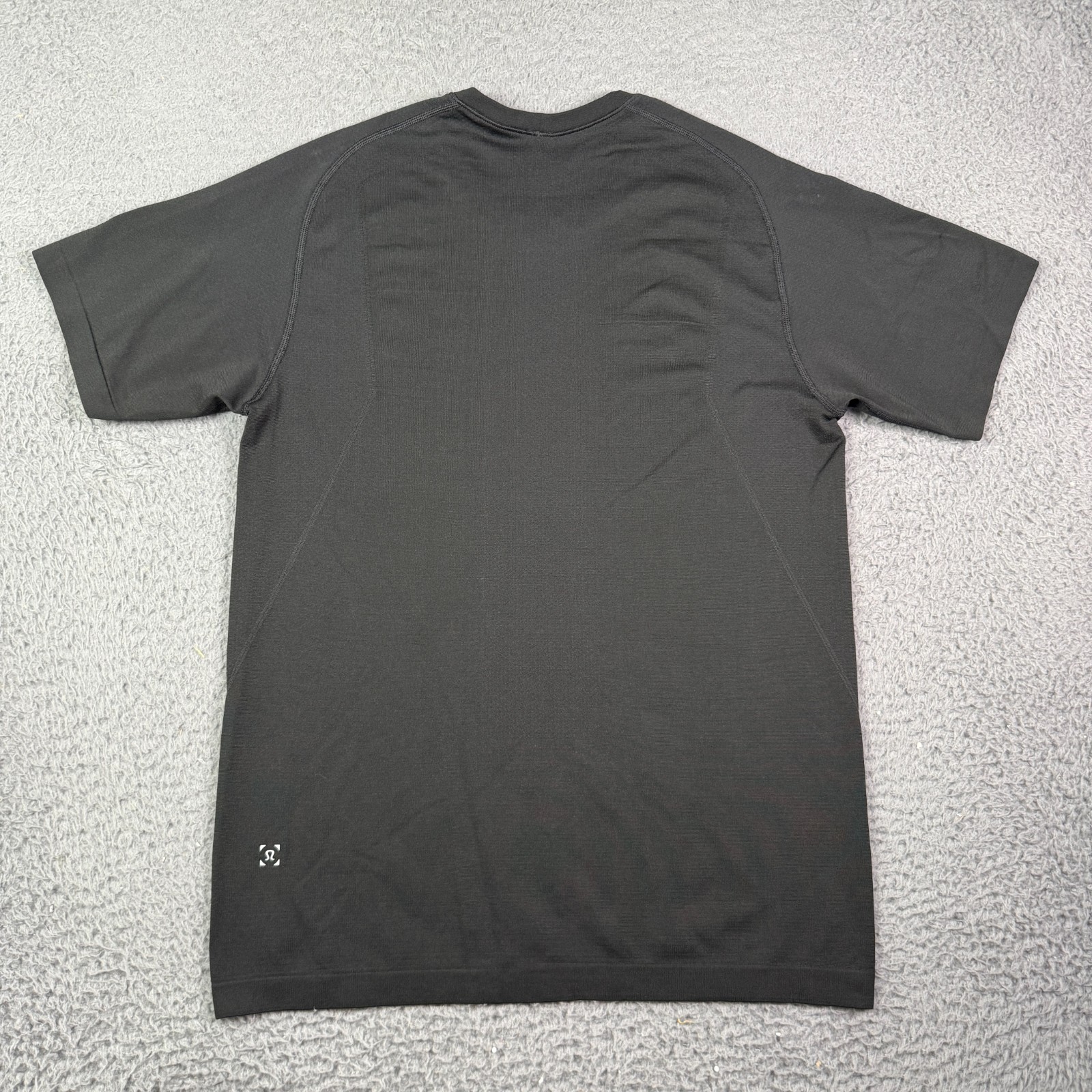 Lululemon Shirt Mens S Black Metal Vent Tech Performance Gym Short Sleeve MIA 5K