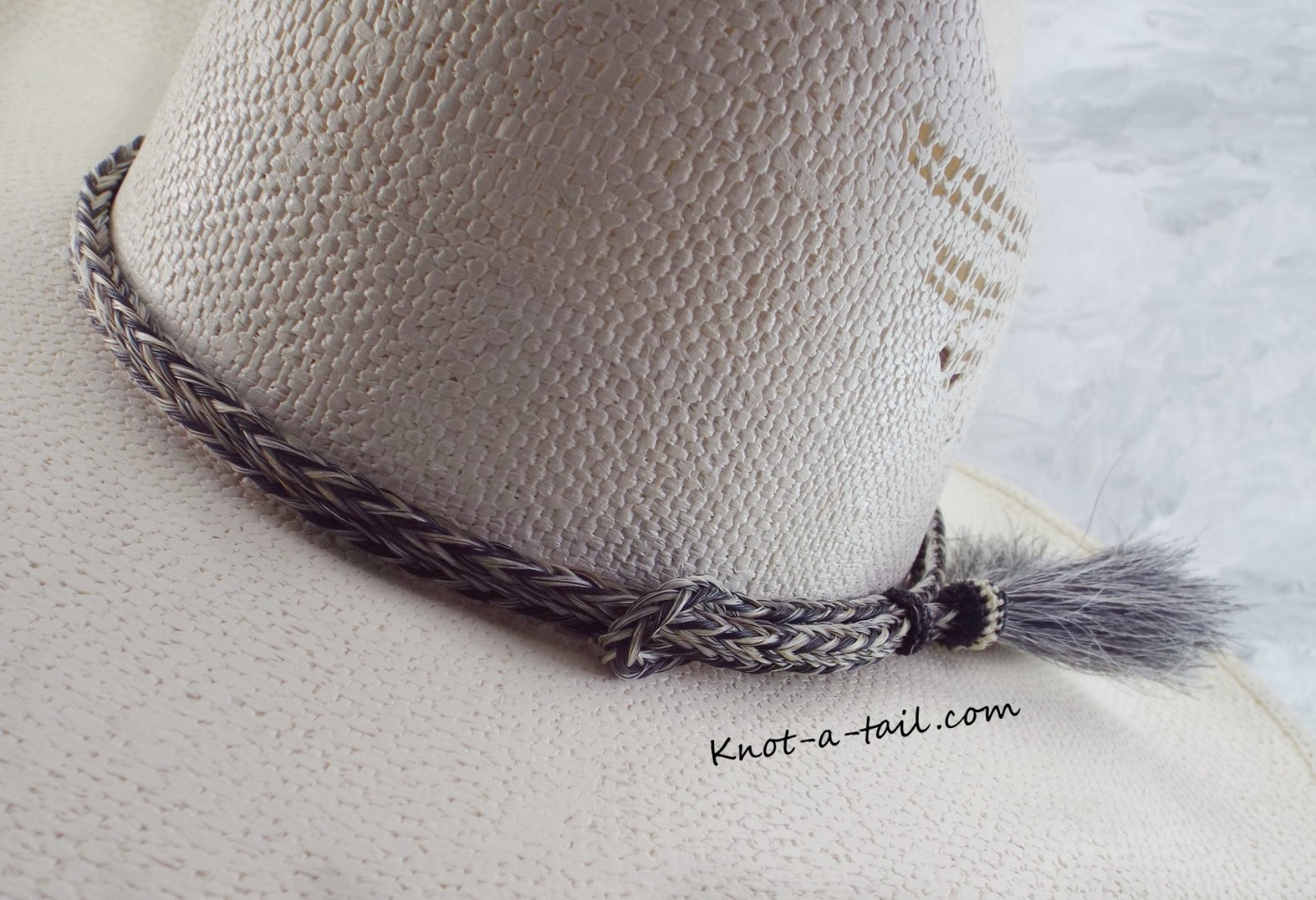 Horsehair hat band, stunning Gray-black, Adjustable Cowboy horsehair hat band