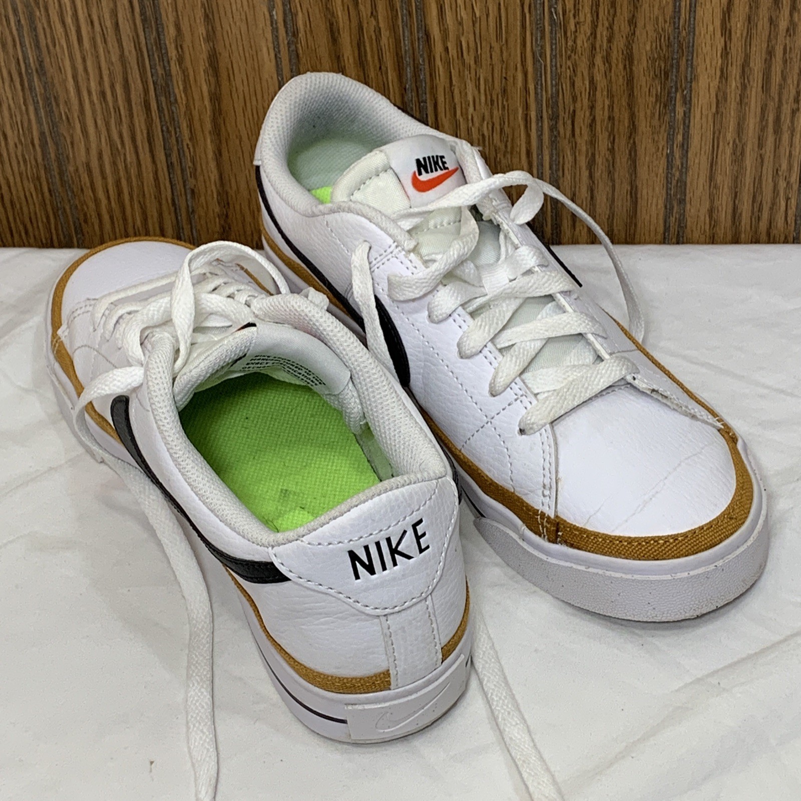 Nike Court Shoes Sneakers Size 7 Next Nature DH3161-100 White Desert Ochre