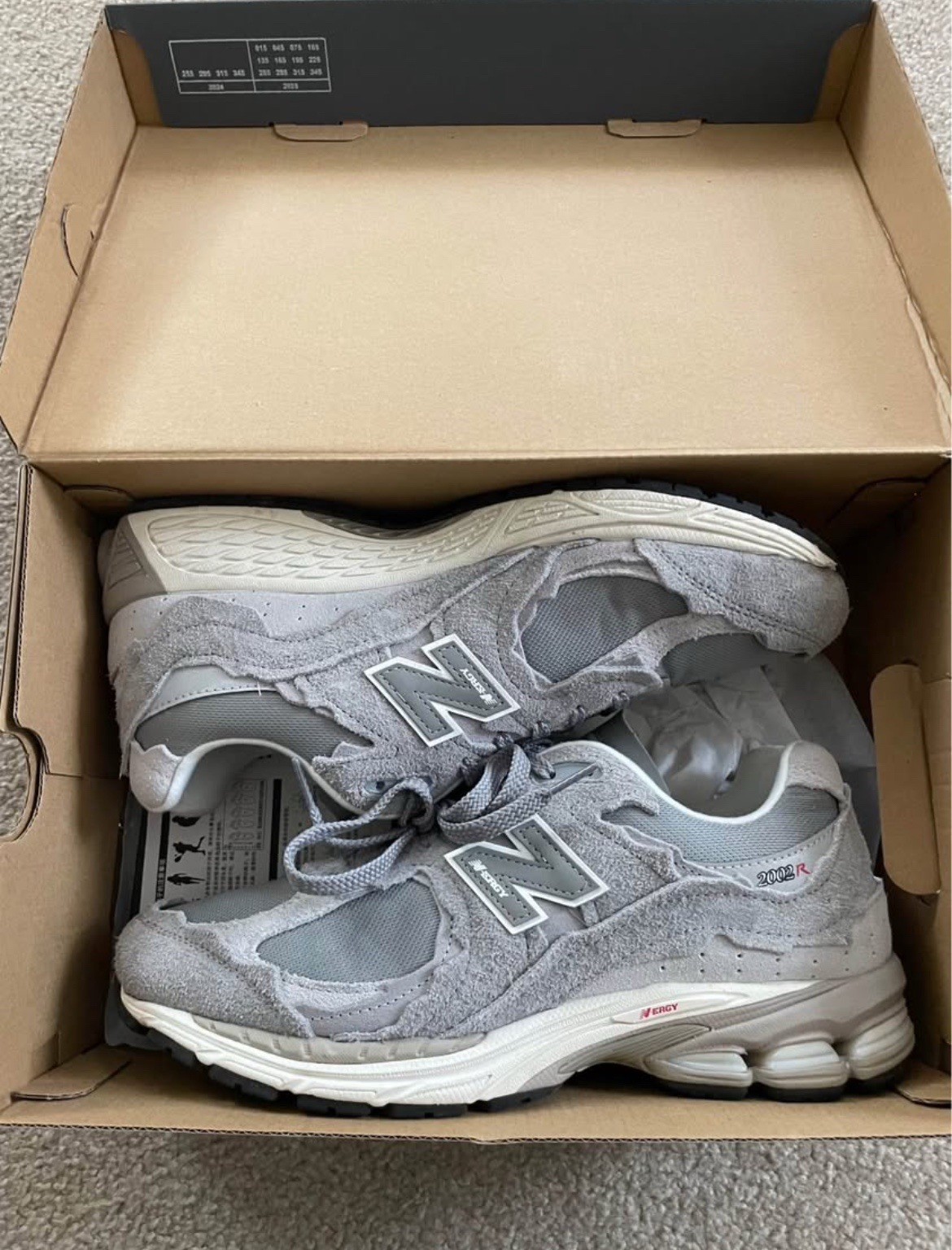 New balance 2002r Protection Pack Size 11