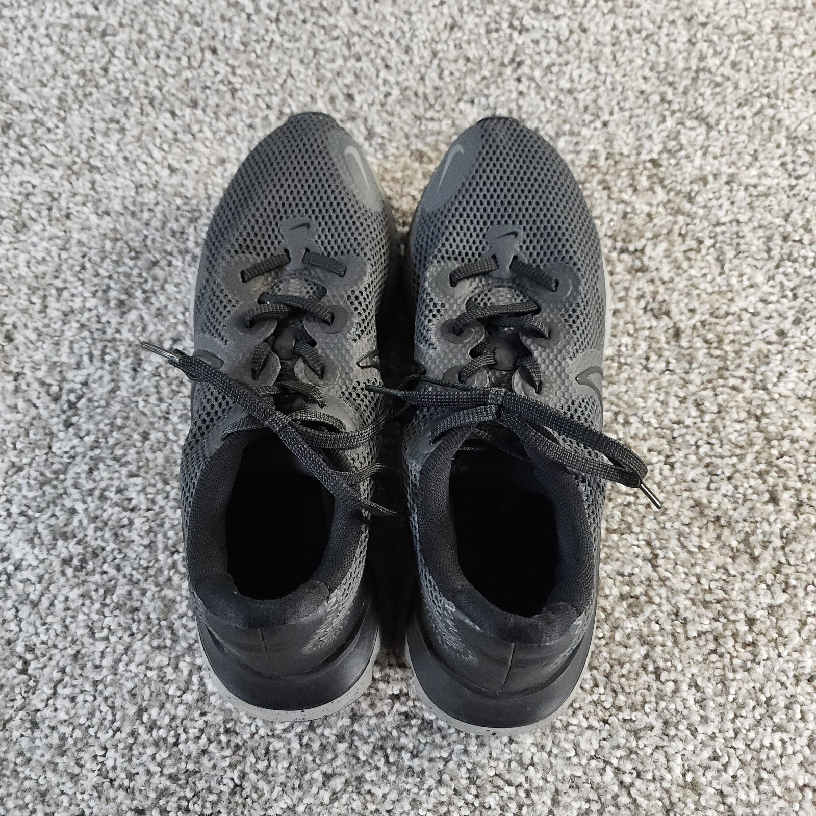 Nike Renew Run Anthracite Cool Black Grey Mens 8.5 Running Shoes CZ9263-001