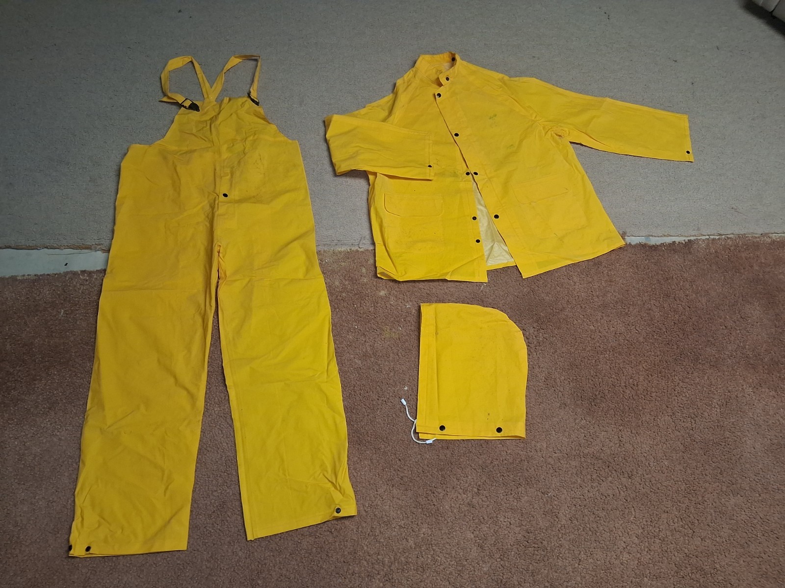 USED Unisex Three-piece PVC/Polyester Rainsuit size M