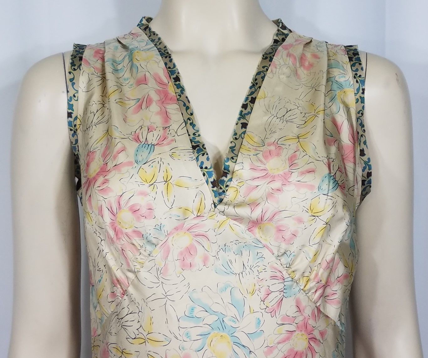 Sundance ivory pink blue floral silk v-neck sleeveless blouse shirt ladies 4