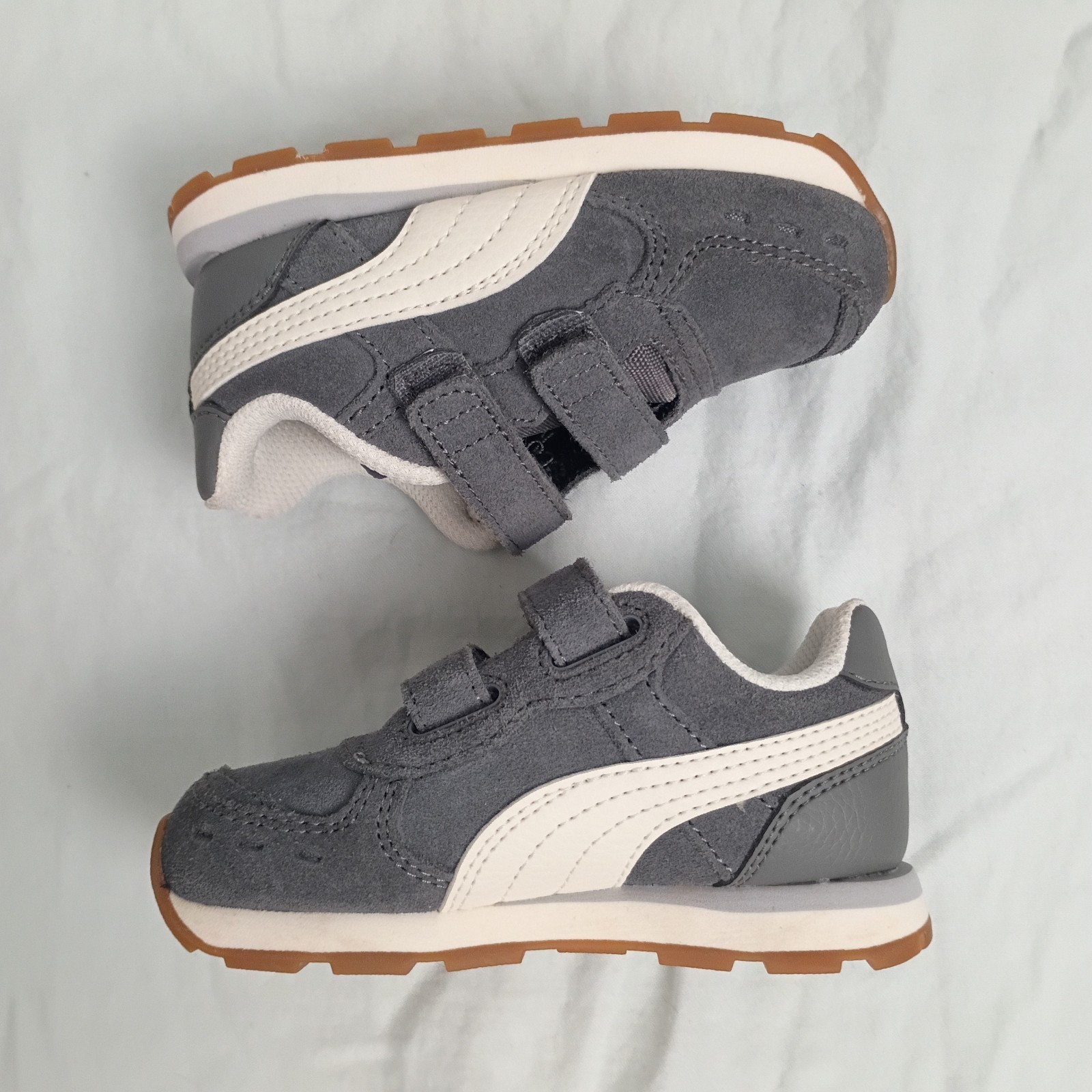 TODDLER PUMA ST RUNNER SHOES SIZE 6 CHILD BABY RUNNING GRAY PLAY SCHOOL
