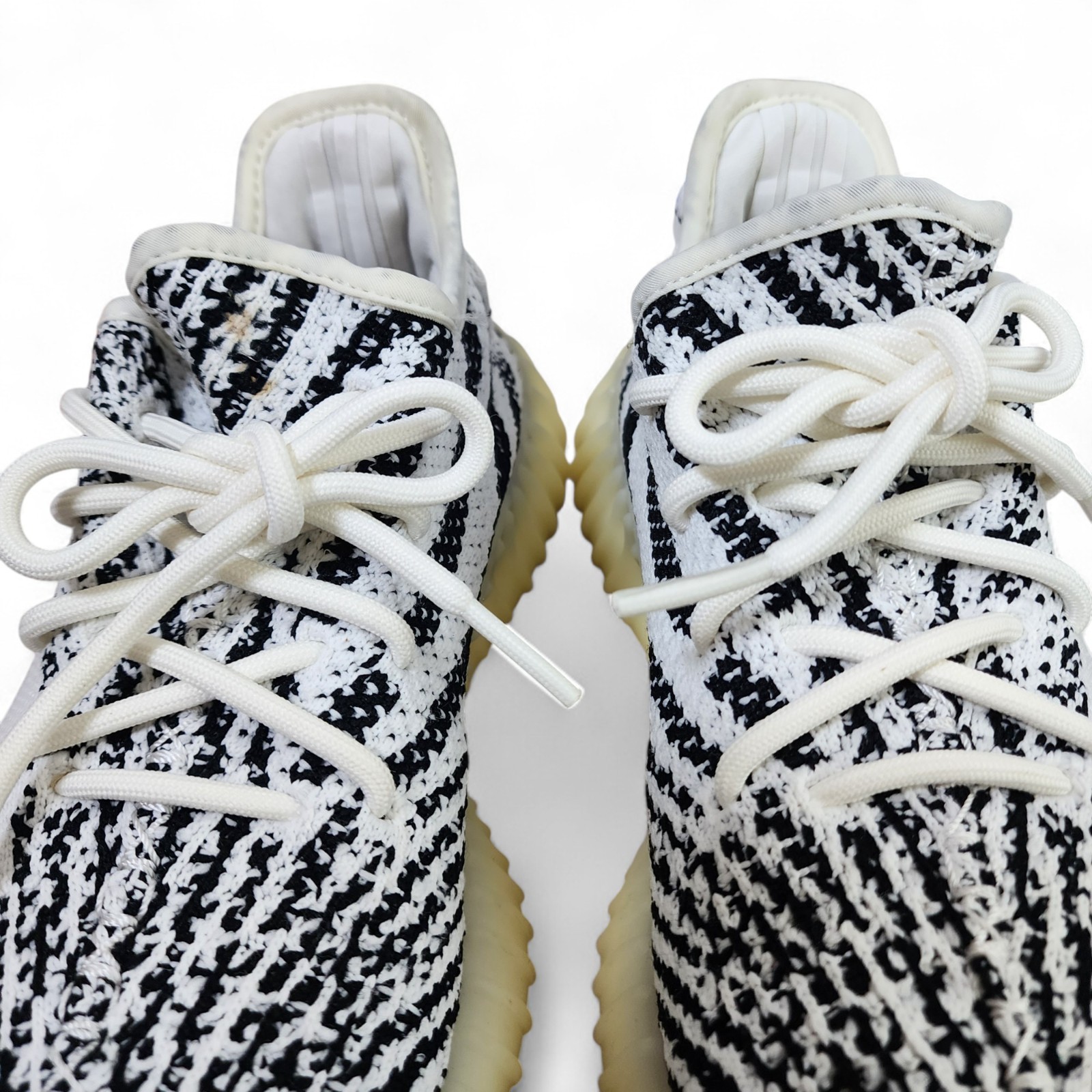 Adidas Yeezy Boost 350 V2 ‘Zebra’ Streetwear White Black Red CP9654 Men’s Size 6