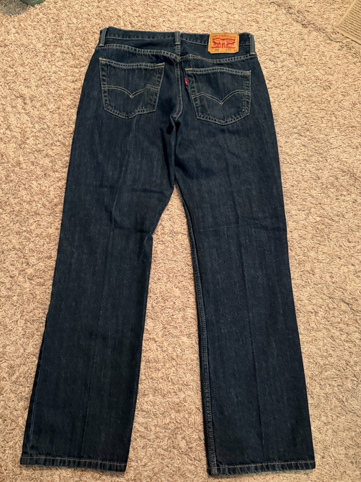 EUC Levi’s 559 Jeans – Relaxed Fit Straight – Mens tag=33×34 (MEASURED 32×31.5)