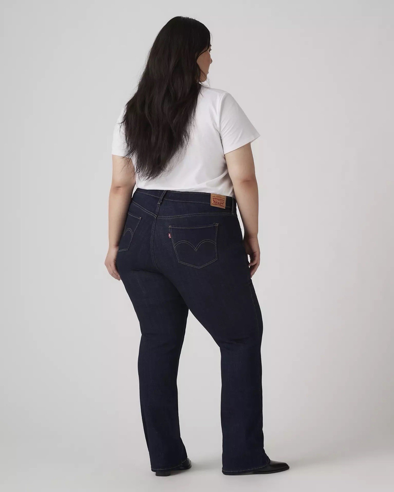 Levi’s Women’s Dark Wash Blue Denim Straight Leg Jeans Plus 28S W39 L30 Mid Rise