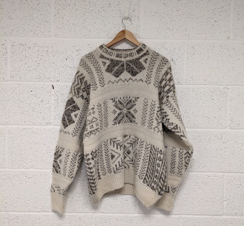 Gaeltarra Ireland 100% Wool Jumper Knit White Cream Brown – Size M