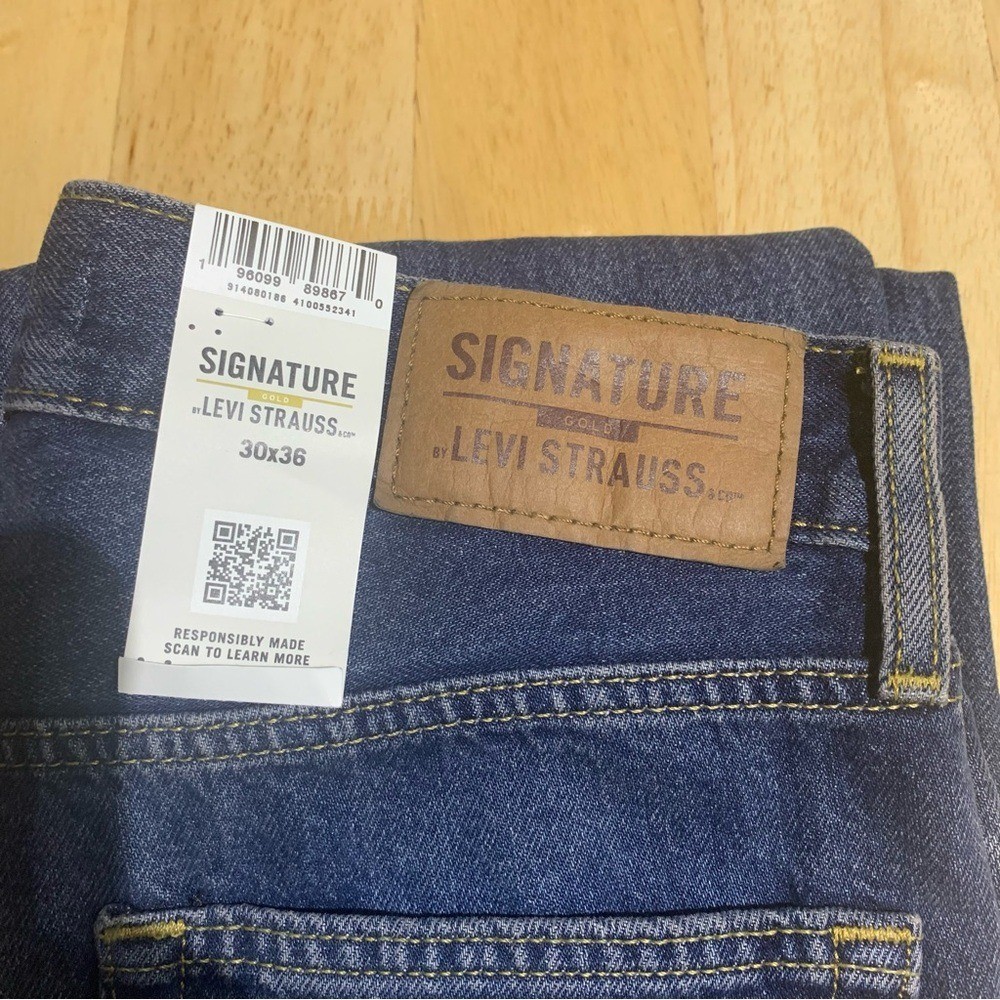 Signature By Levi Strauss & Co. NEW Men’s 30X36 Relaxed Stretch Loose Jeans