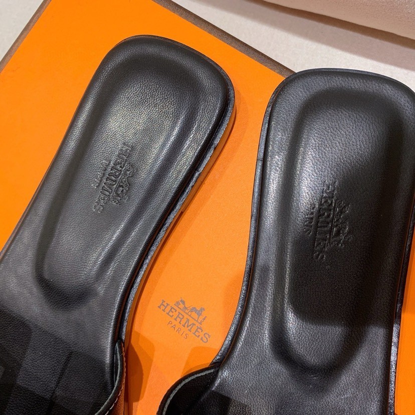 Hermes Oran Slip-On Sandals Women Size EU39 Black