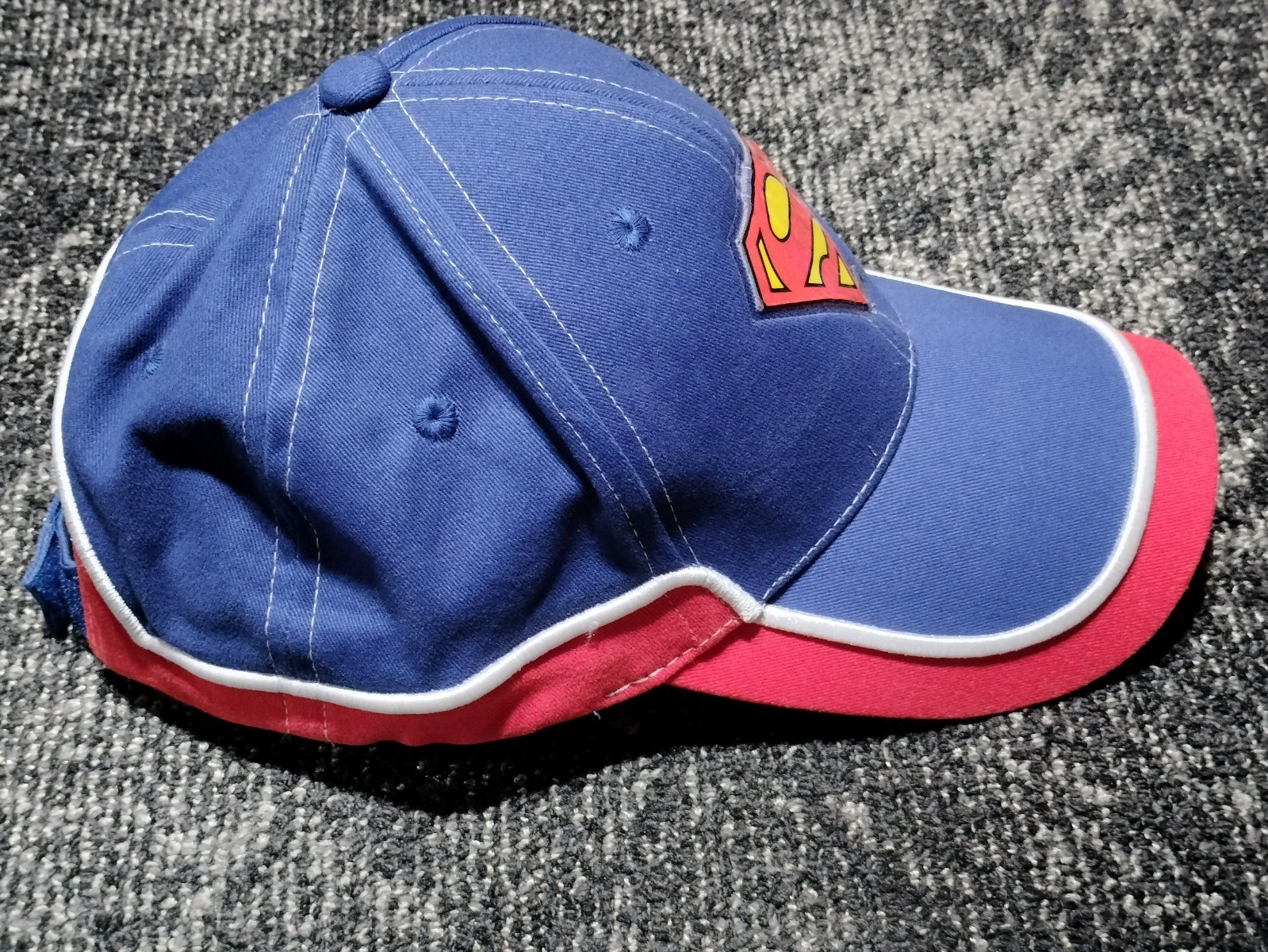 Superman Baseball Hat Cap Rare DC Comics VINYL BADGE Adjustable Red White Blue
