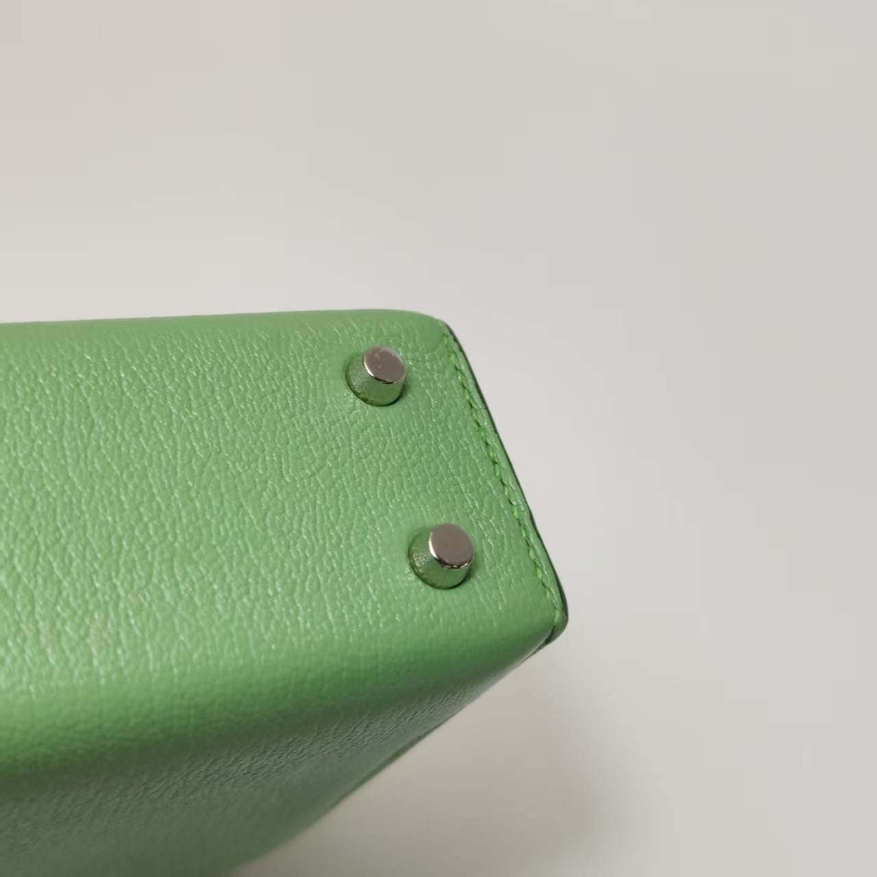 Hermes Verrou Mini 17 Chevre Mysore Vert Criquet 3I Avocado Green SilverPHW Auth