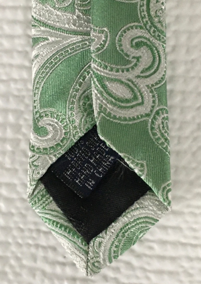 Paul Fredrick Neck Tie Green Silver Paisley 100% Silk 3.25 in Wide 59 in Long