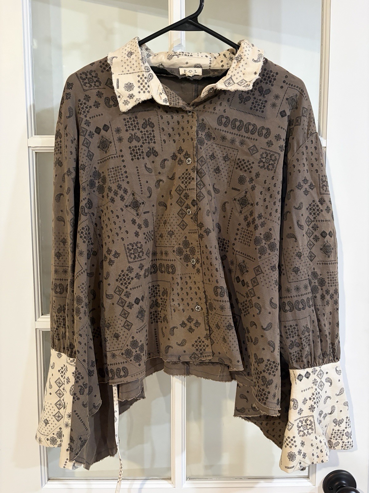 POL Boho Oversized Paisley Blouse Bandana Pattern Flared Cuff Festival Tribal M