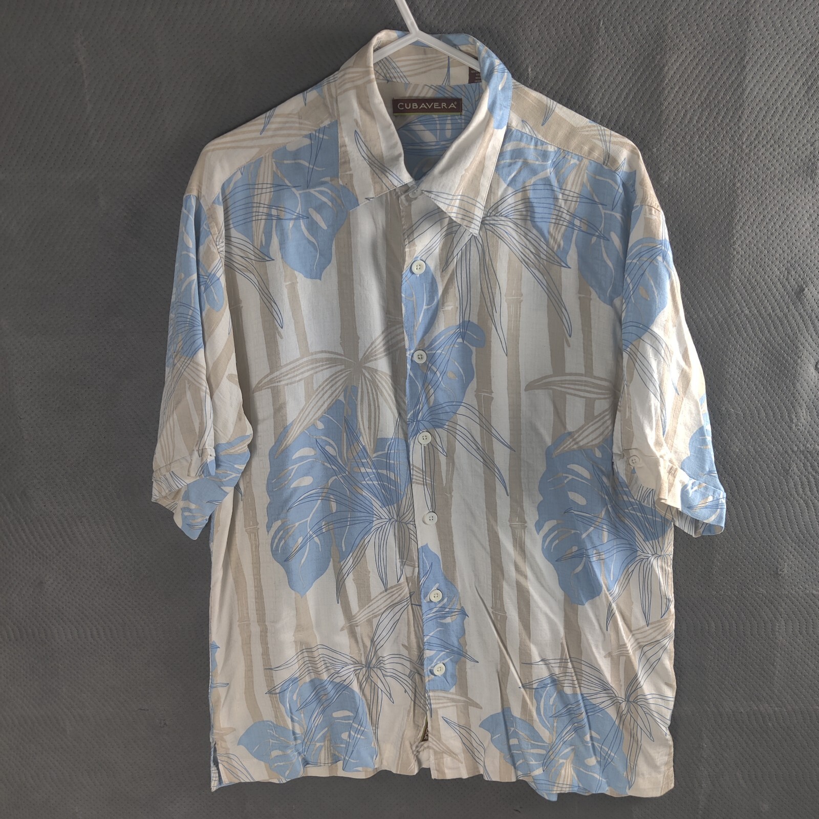 Cubavera Button Up Shirt Men’s Size M Blue Floral Short Sleeve Hawaiian Viscose