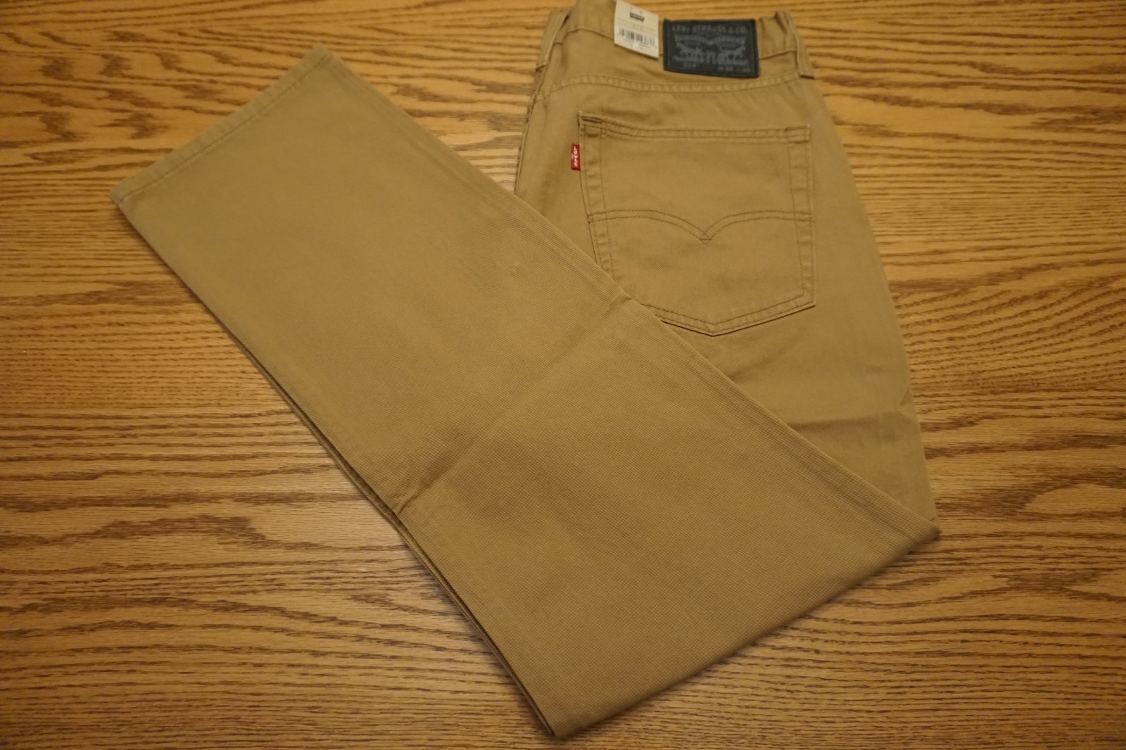 NWT MEN’S LEVI JEANS PANTS 514 Multiple Sizes Straight Below Waist Tan Brown $69