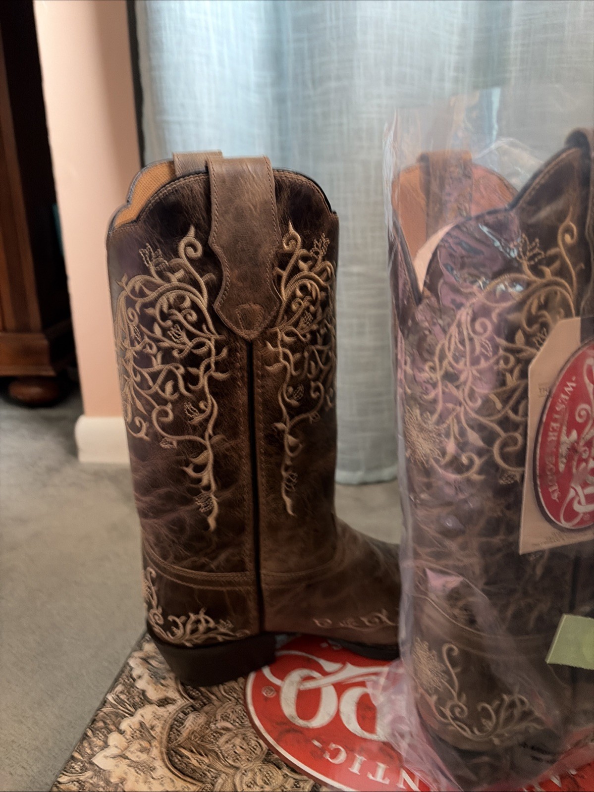Laredo Leather Embroidered Floral Western Cowgirl Boot Taupe/Bone Size 10 Wide