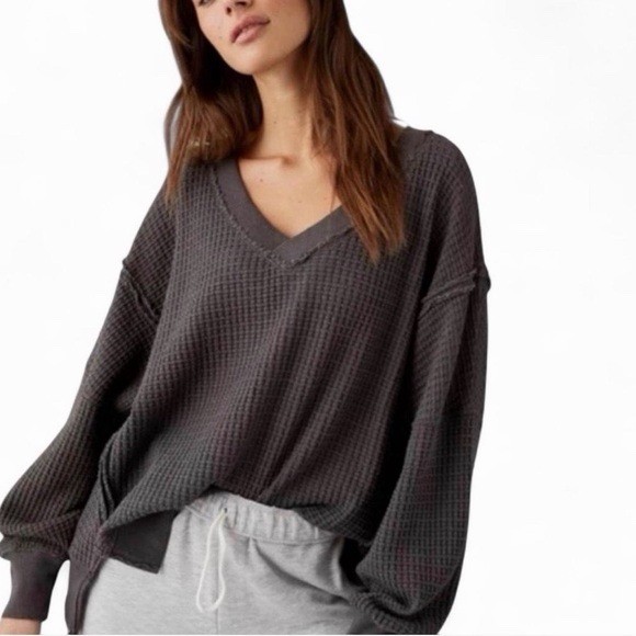 Aerie Waffle Knit Sweater V Neck Women’s Oversized Cozy Small Gray