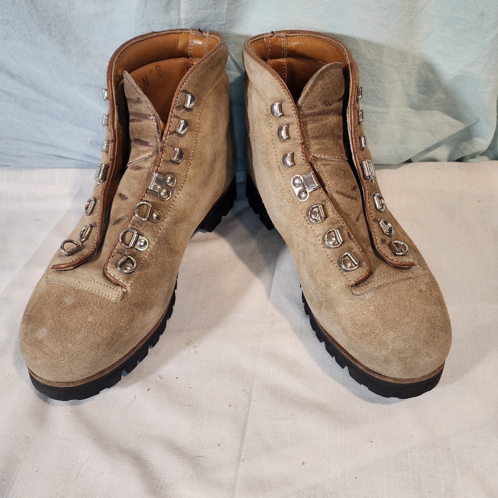 Pivetta for DMC, Italian Leather Hiking Boots Vibram Lug Sole, Size N-8, Nice!